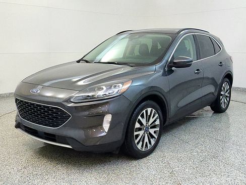 Used 2020 Ford Escape Titanium AWD/4WD image 1