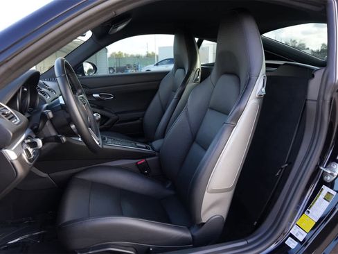 Used 2024 Porsche 718 Cayman S w/ Premium Package image 12