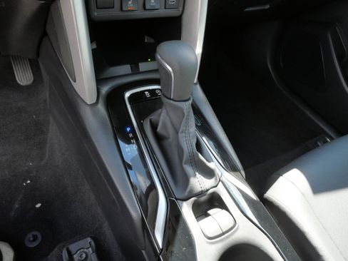 Certified 2025 Toyota Corolla Cross XLE AWD/4WD image 25