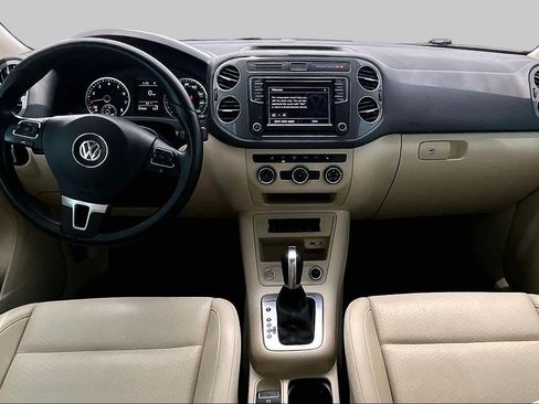Used 2017 Volkswagen Tiguan S AWD/4WD image 16