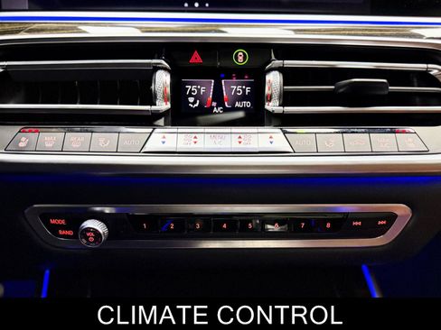 Used 2019 BMW X5 xDrive50i w/ M Sport Package image 24