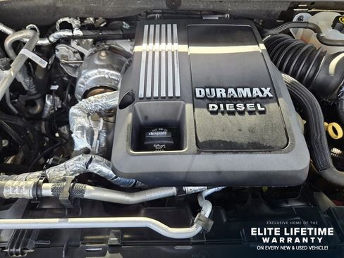 Used 2021 GMC Sierra 1500 SLT AWD/4WD image 30