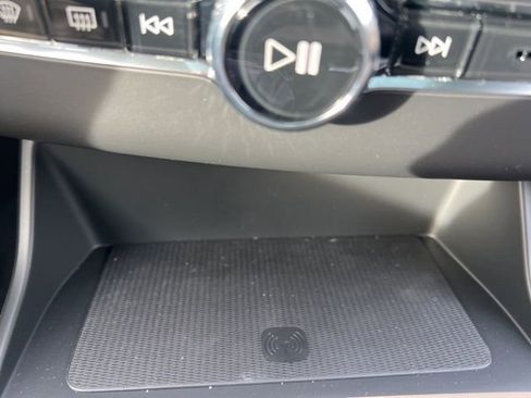 New 2026 Volvo XC90 T8 Plus w/ Protection Package Premier image 22