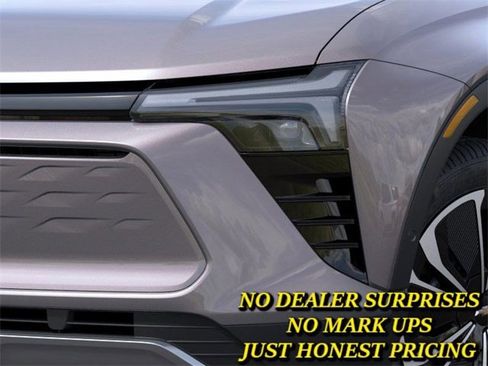 New 2026 Chevrolet Blazer EV LT image 10