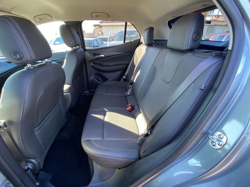 Used 2025 Buick Encore GX Preferred image 36