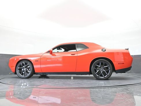 Used 2023 Dodge Challenger R/T w/ Blacktop Package image 48