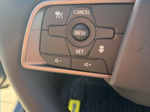 Used 2026 Nissan Sentra SV w/ Floor Mat Package FWD image 11
