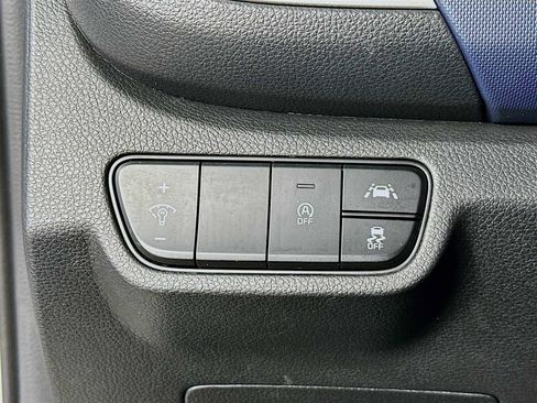 Used 2023 Kia Seltos S image 10