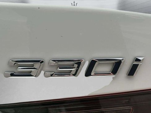 Used 2023 BMW 330i xDrive Sedan w/ Driving Assistance Package image 45