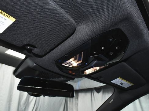 Used 2024 BMW 740i xDrive 740i xDrive image 68