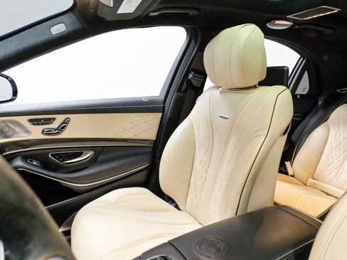 Used 2018 Mercedes-Benz S 63 AMG S 4MATIC Sedan image 18