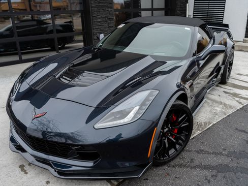 Used 2016 Chevrolet Corvette Z06 w/ 3LZ Preferred Equipment Group image 3