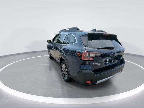 Certified 2025 Subaru Outback Touring XT AWD/4WD image 6