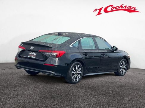Certified 2024 Honda Civic EX image 25