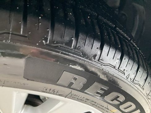 Used 2024 Toyota Corolla SE image 26