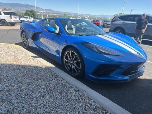 Used 2024 Chevrolet Corvette Stingray Preferred Cpe w/ Z51 Performance Package RWD image 1