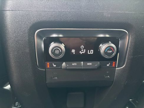 Certified 2025 GMC Yukon Denali AWD/4WD image 26