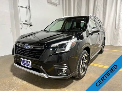 Certified 2023 Subaru Forester Touring AWD/4WD image 3