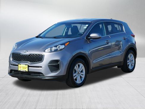 Used 2017 Kia Sportage LX image 3