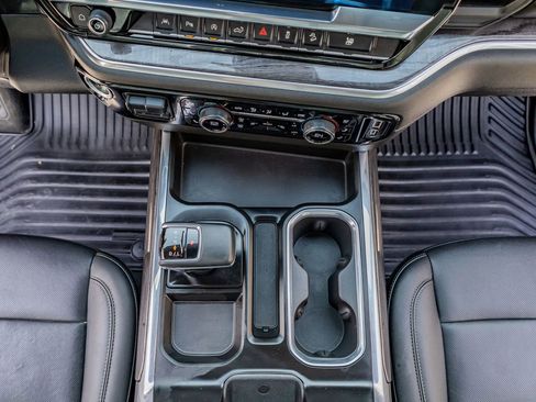 Used 2024 Chevrolet Silverado 1500 LTZ w/ LTZ Premium Package image 23