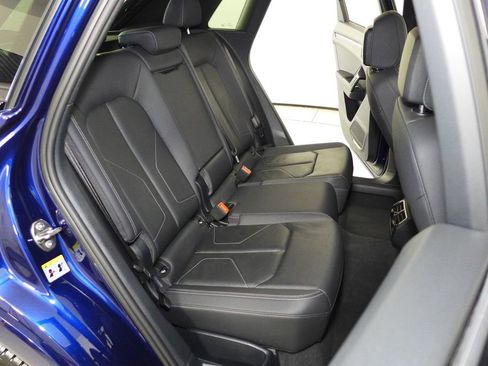 Used 2022 Audi Q3 2.0T Premium w/ Black Optic Sport Package image 20