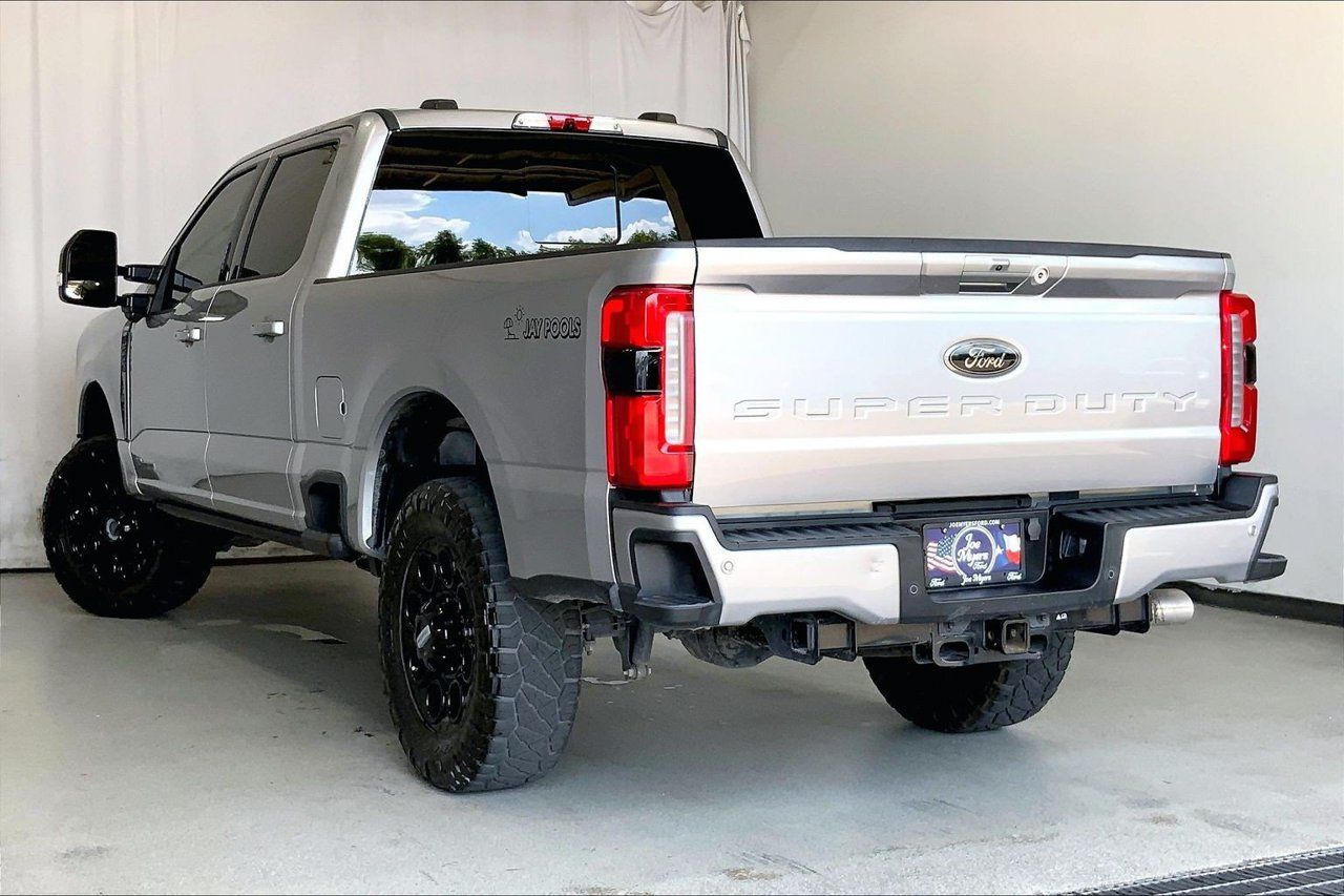 Used 2024 Ford F250 Lariat w/ Lariat Ultimate Package AWD/4WD image 10