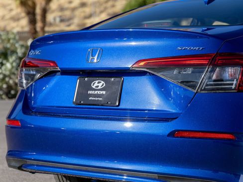 Used 2024 Honda Civic Sport image 11