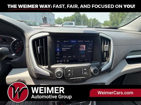 Used 2022 GMC Terrain SLT AWD/4WD image 26