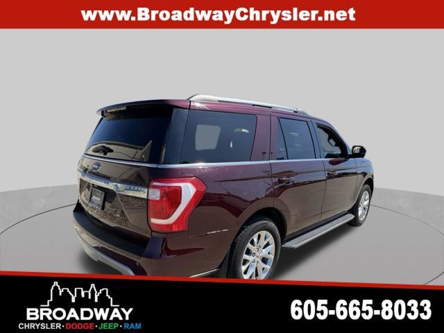 Used 2020 Ford Expedition XLT w/ Equipment Group 202A AWD/4WD image 6