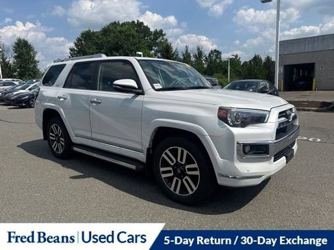 Used 2024 Toyota 4Runner Limited AWD/4WD image 2