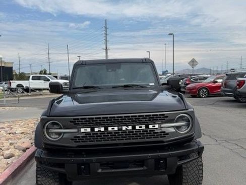 Used 2022 Ford Bronco Badlands w/ Sasquatch Package AWD/4WD image 2