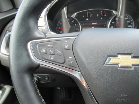 Used 2024 Chevrolet Equinox Premier FWD image 22