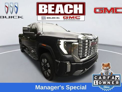 Used 2024 GMC Sierra 2500 Denali w/ Denali Reserve Package AWD/4WD image 1
