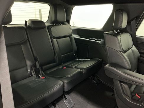 New 2026 Ford Expedition Platinum w/ Stealth Performance Package image 32