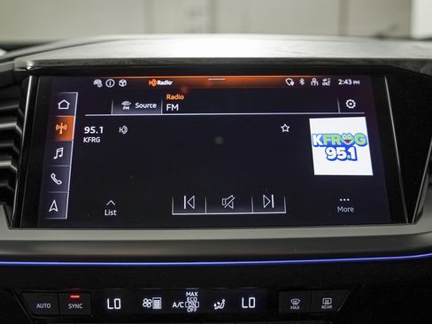 Used 2023 Audi Q4 e-tron Premium Plus w/ Premium Plus AWD/4WD image 17