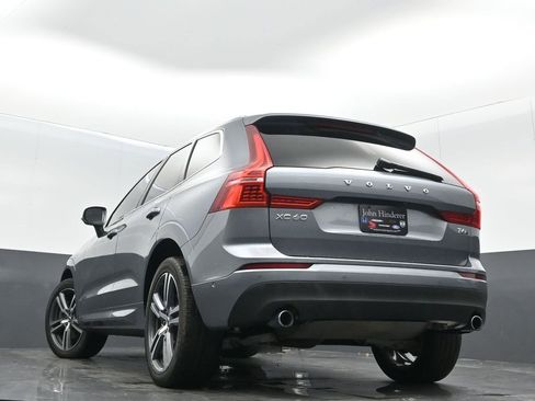 Used 2019 Volvo XC60 T6 Momentum w/ Multimedia Package image 35