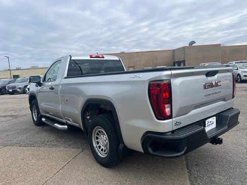 Used 2019 GMC Sierra 1500 4x4 Regular Cab w/ Convenience Package image 6