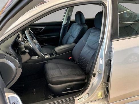 Used 2017 Nissan Altima 2.5 S w/ Power Driver Seat Package FWD image 24