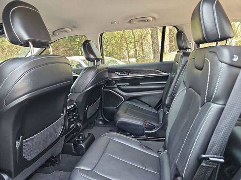 Used 2022 Jeep Grand Cherokee L Limited image 30