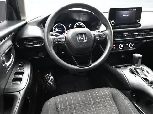 Used 2025 Honda HR-V LX image 11