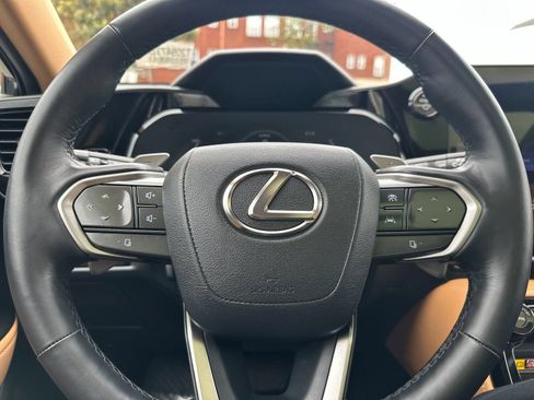 Used 2025 Lexus NX 450h+ AWD w/ Accessory Package (Z1) image 27