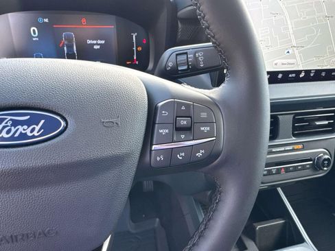 New 2025 Ford Maverick Lariat w/ Black Appearance Package image 39