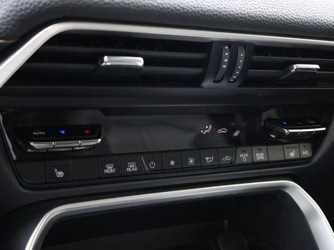 Used 2024 MAZDA CX-90 3.3 Turbo w/ Premium Package image 38