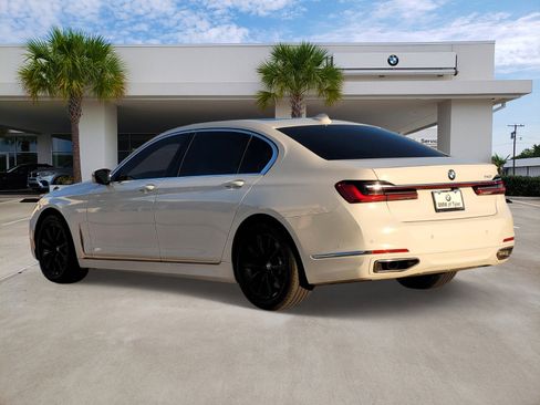 Used 2020 BMW 740i w/ Cold Weather Package image 6