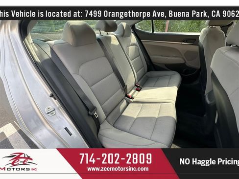 Used 2018 Hyundai Elantra SE FWD image 22