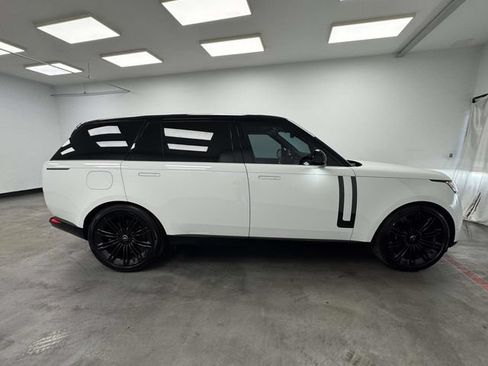 Used 2024 Land Rover Range Rover Long Wheelbase Autobiography AWD/4WD image 6