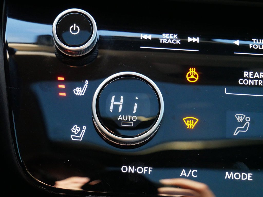 Used 2024 INFINITI QX60 Luxe AWD/4WD image 23