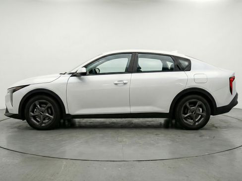Used 2025 Kia K4 FWD image 5