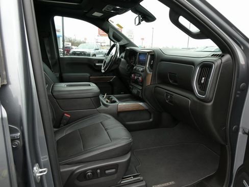 Used 2021 Chevrolet Silverado 1500 High Country w/ Safety Package II image 15