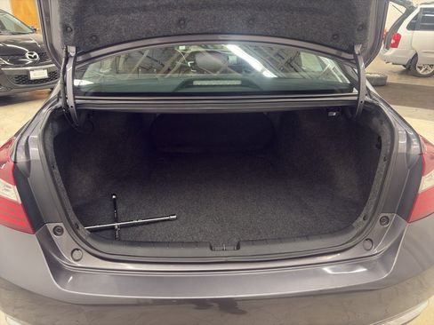 Used 2017 Honda Accord LX image 14